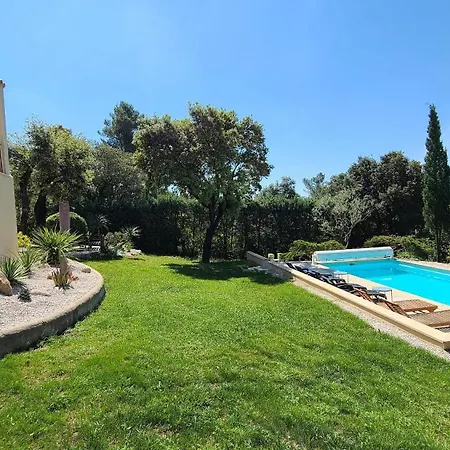 Vila Magnifique Piscine Clim Vue Dominante 6 Couchages *