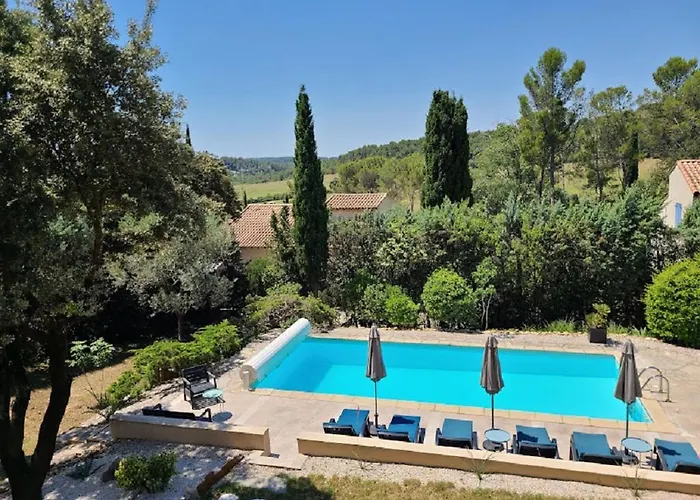 Magnifique Piscine Clim Vue Dominante 6 Couchages *